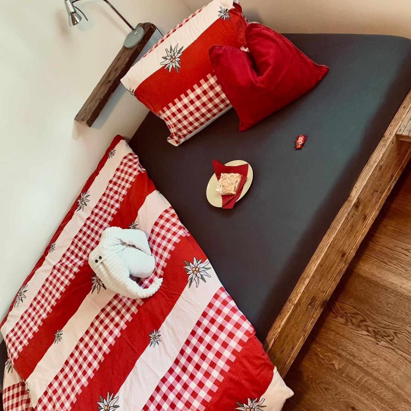 Conny'S B&B Niederweningen Ngoại thất bức ảnh
