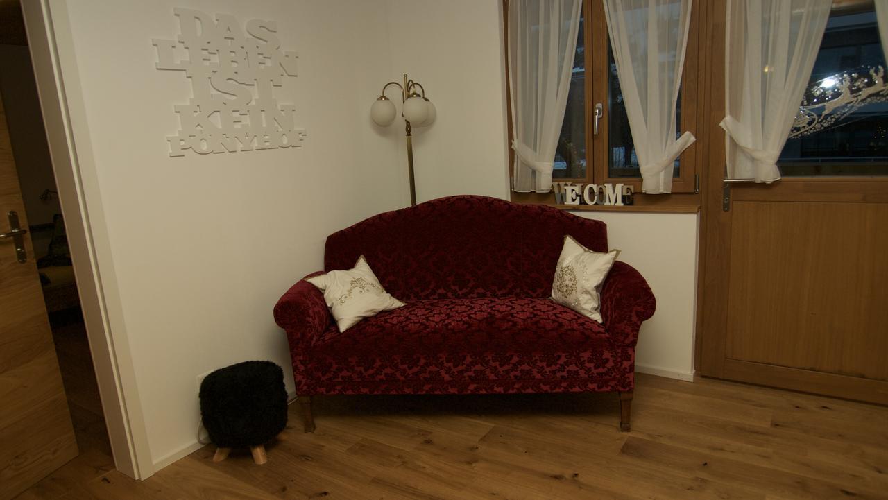Conny'S B&B Niederweningen Ngoại thất bức ảnh