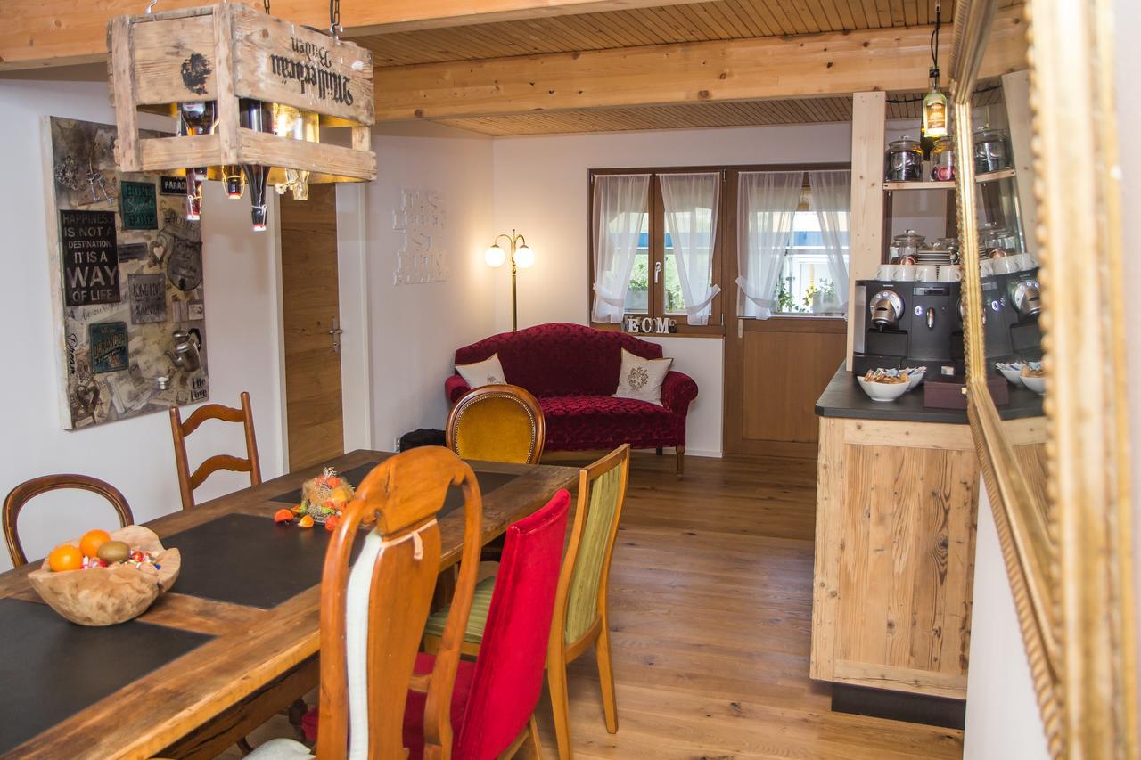 Conny'S B&B Niederweningen Ngoại thất bức ảnh
