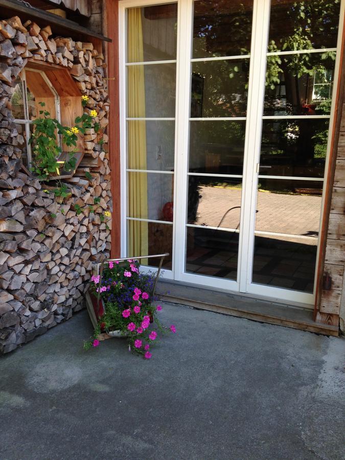 Conny'S B&B Niederweningen Ngoại thất bức ảnh