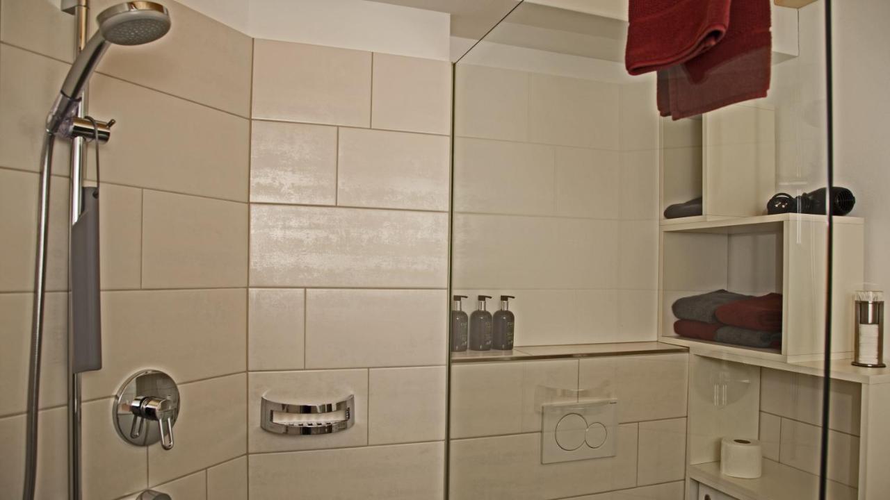 Conny'S B&B Niederweningen Ngoại thất bức ảnh